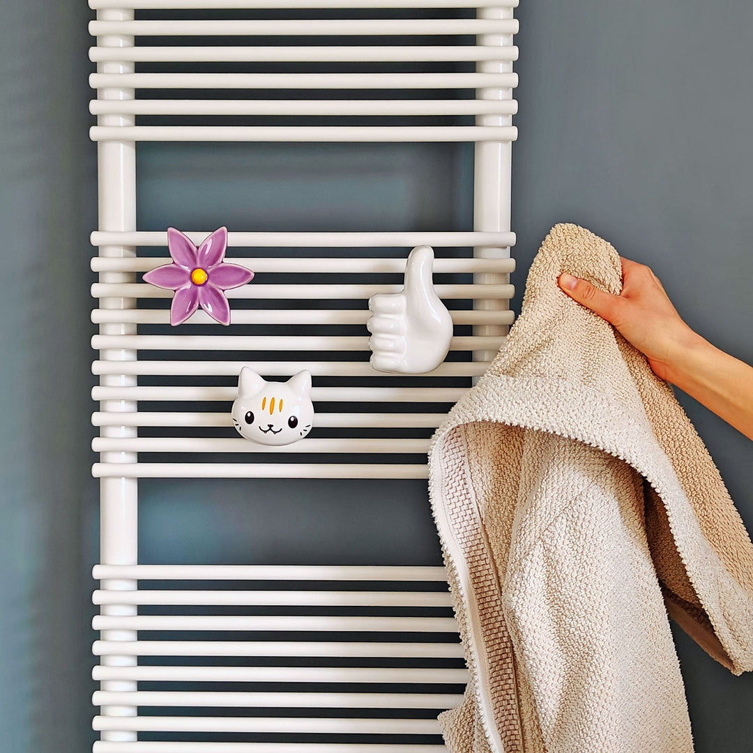 Set of hangers for radiators and towel warmers FUNNY 1