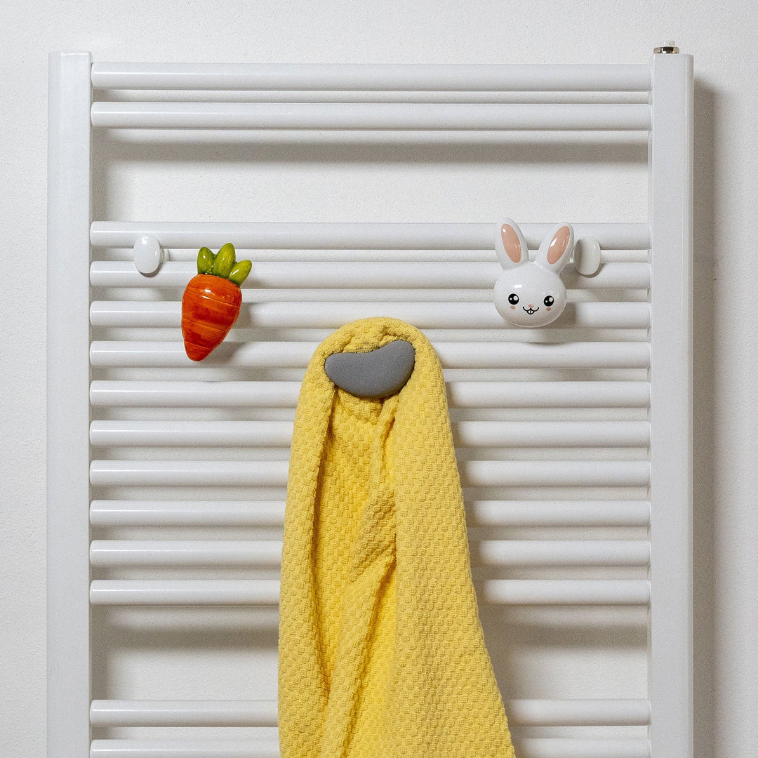 Set of hangers for radiators and towel warmers FUNNY 11