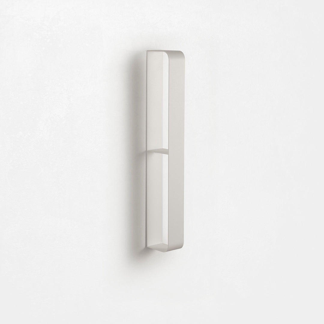 JIRO white vertical wall towel holder