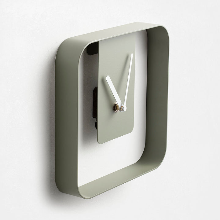 CHONE green table/wall clock