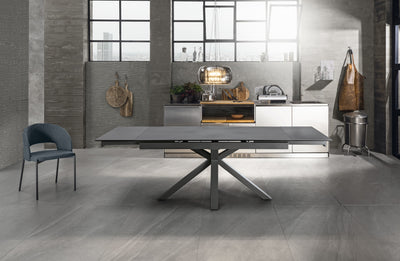 LOI extendable table in gray ceramic