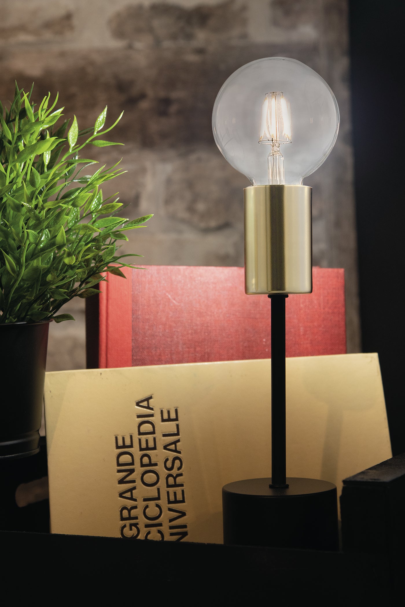 OXFORD black/gold table lamp